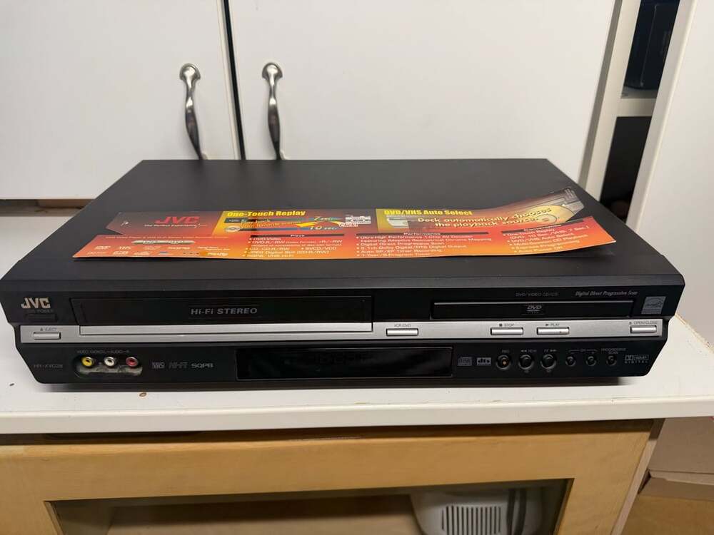 Tested JVC HR-XVC28 DVD VCR VHS Combo Player Hi-Fi Stereo Progressive Scan